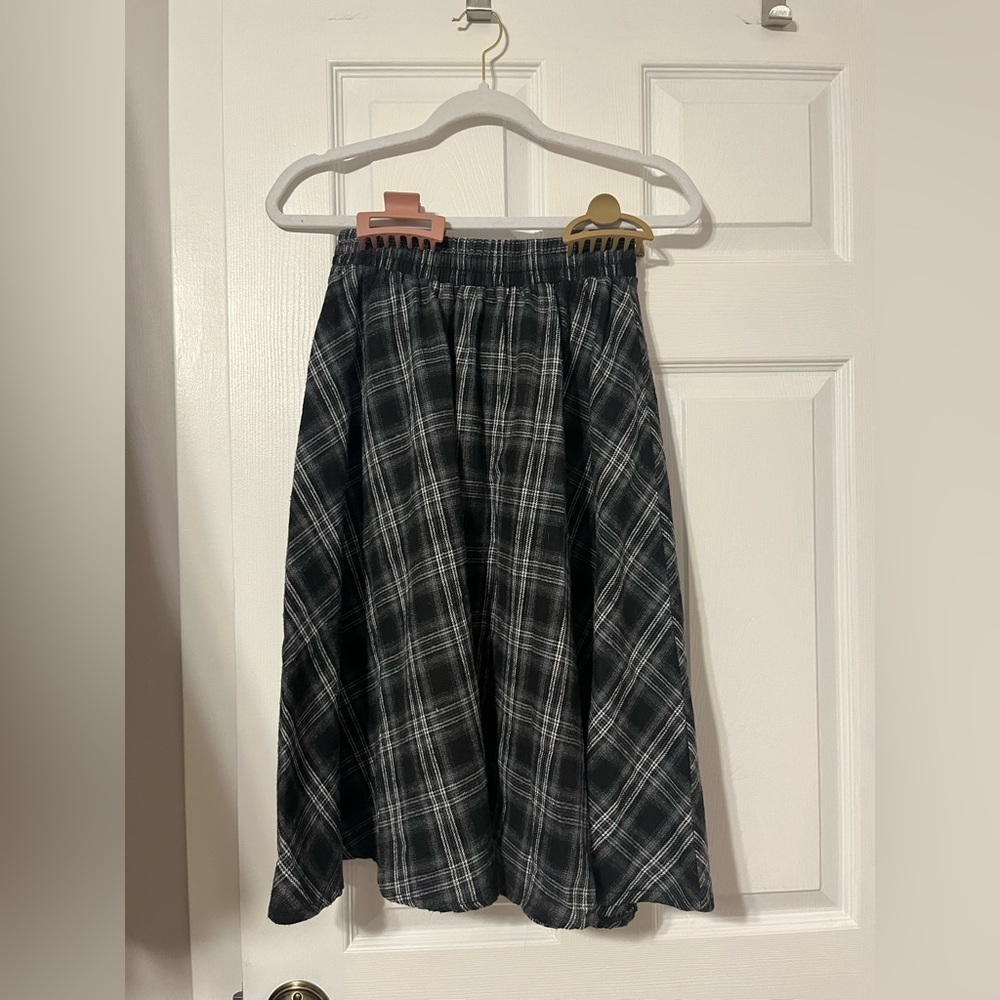 SHEIN Gray Midi Plaid Skirt